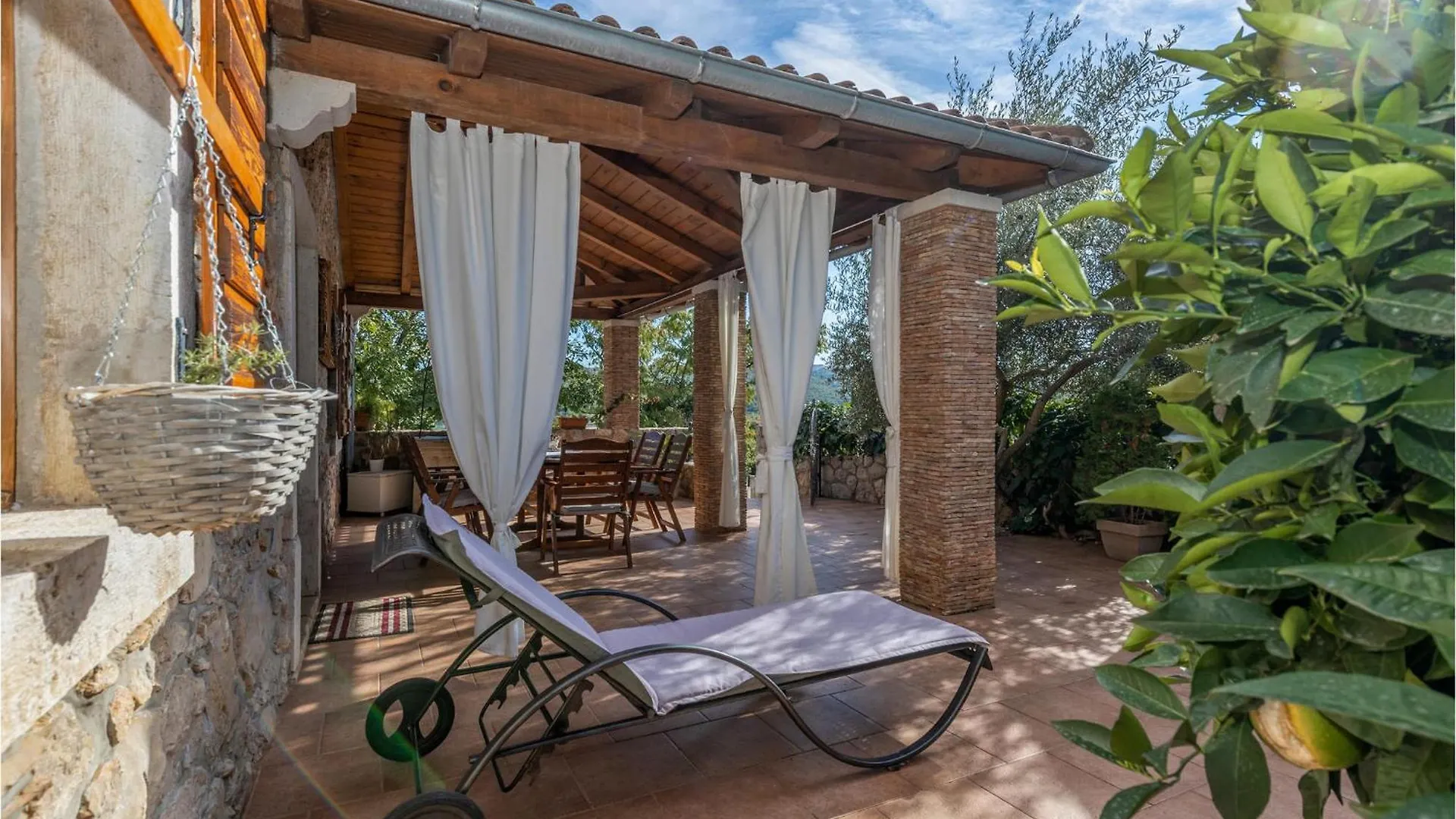 Awesome Home In Malinska With Wifi 0*,  Kroatië