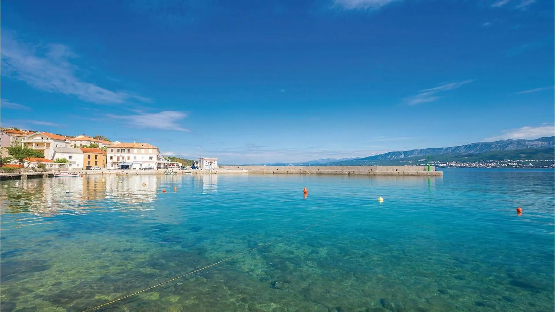 Awesome Home In Malinska With Wifi 0*,